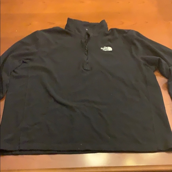 North Face 3/4 zip north face sweatshirt black